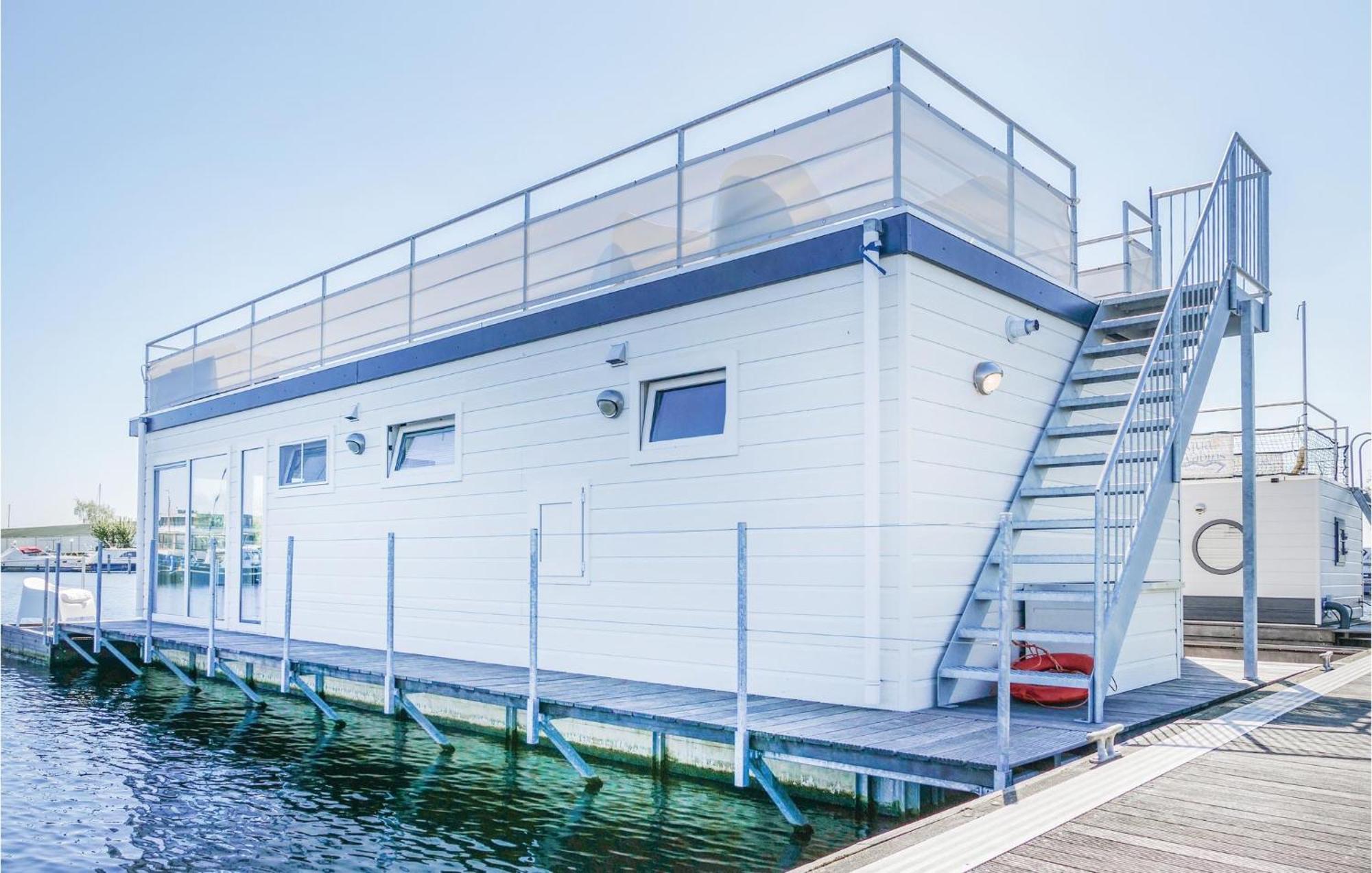 Hotel Aqualiving Aalsmeer Exteriér fotografie