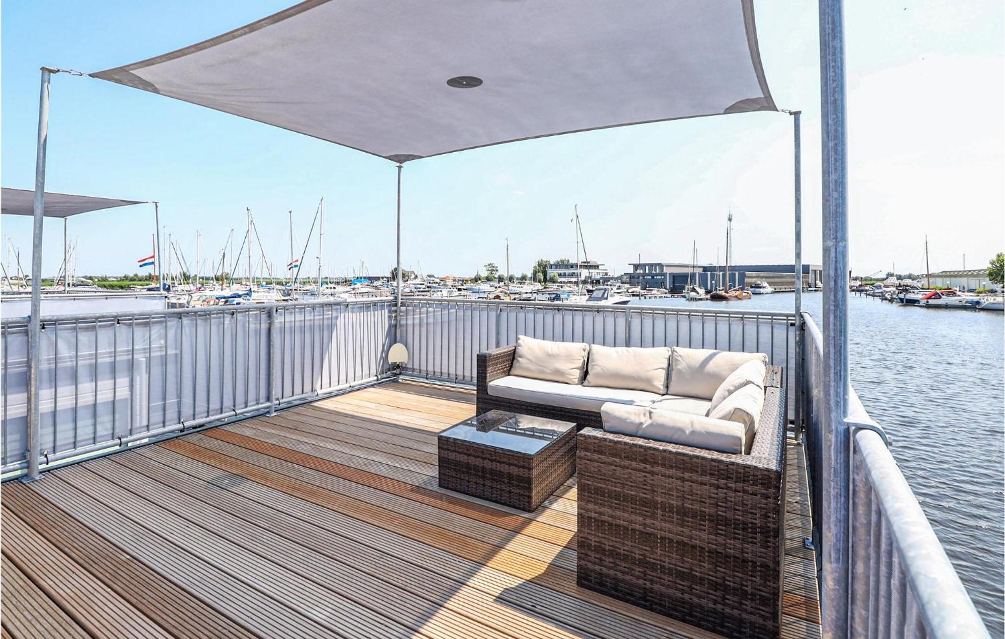 Hotel Aqualiving Aalsmeer Exteriér fotografie