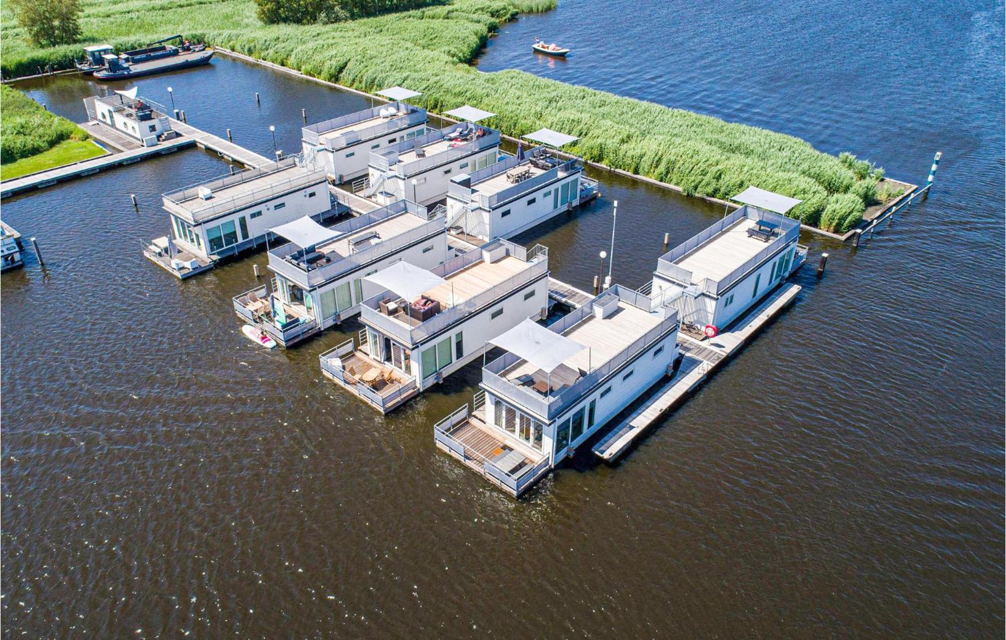 Hotel Aqualiving Aalsmeer Exteriér fotografie